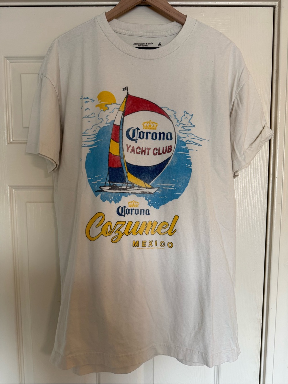 Abercrombie Corona Cozumel Sailboat Tee - White with Blue, Red & Yellow L Tall